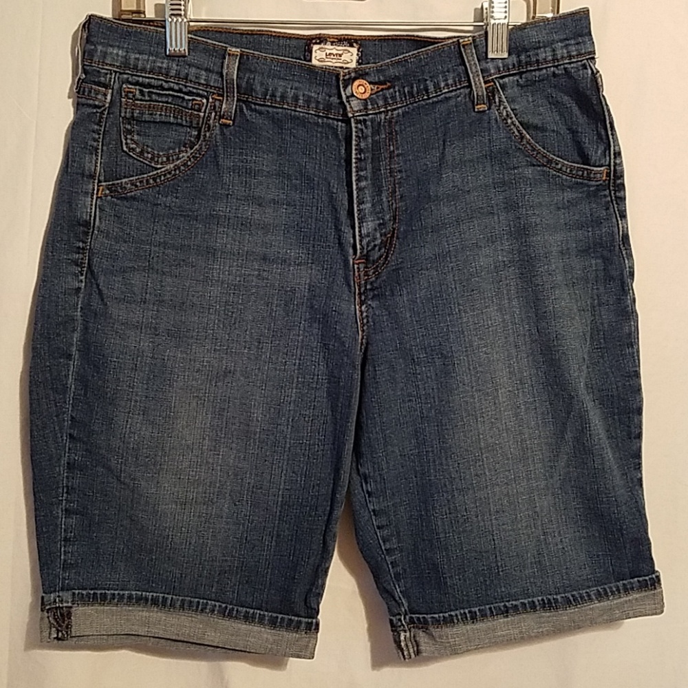Levi's 515 Bermuda Shorts